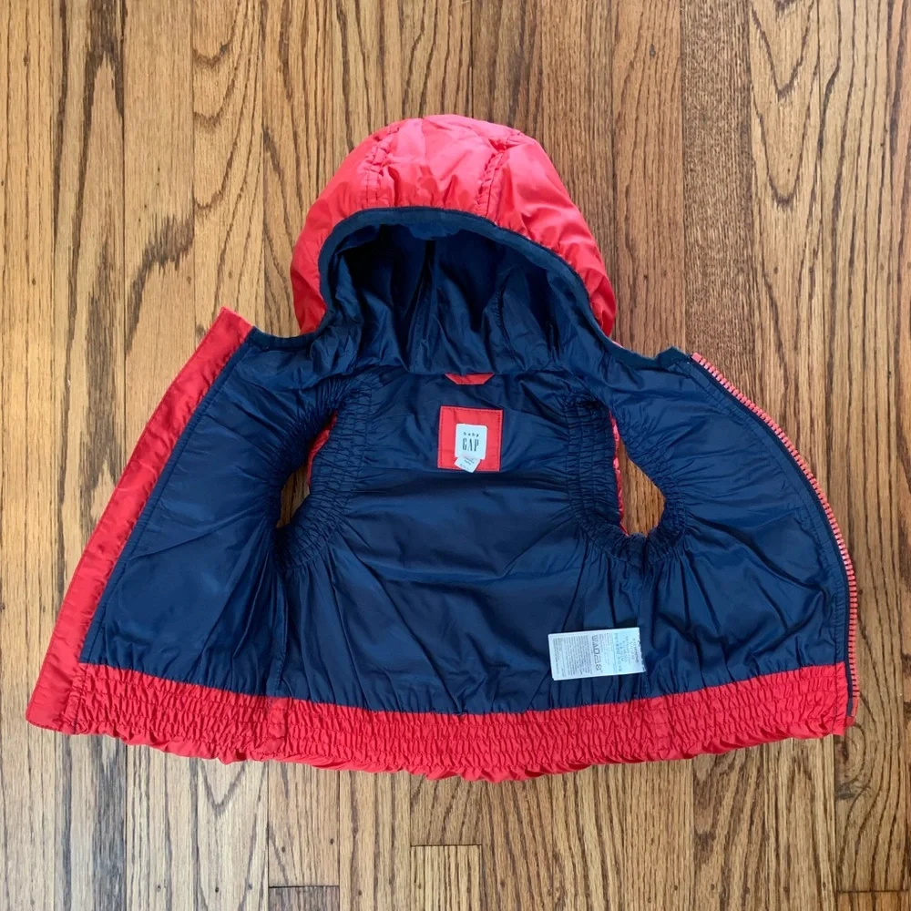 Baby Gap Puffer Vest, 6-12 months